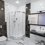 - Restauracja Sloneczna Hotel