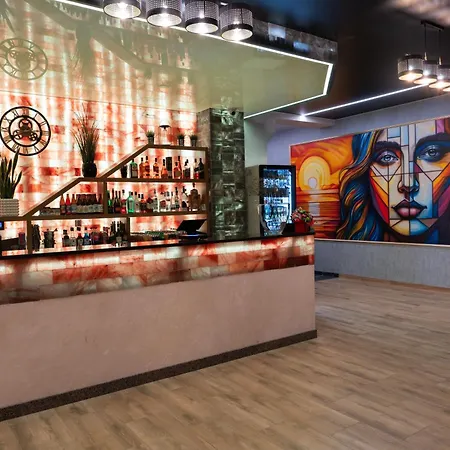 - Restauracja Sloneczna