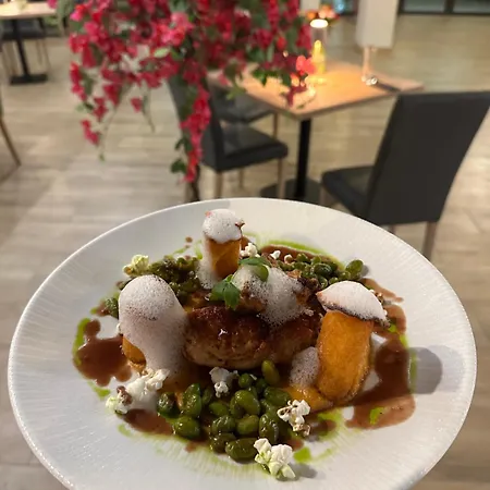 - Restauracja Sloneczna