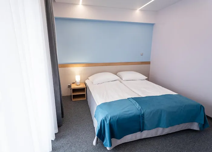 - Restauracja Sloneczna