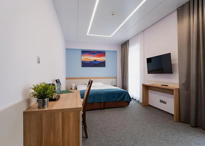 - Restauracja Sloneczna