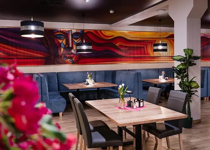 - Restauracja Sloneczna Szálloda Gostyń