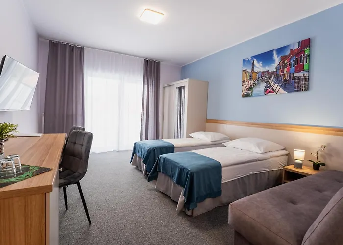 - Restauracja Sloneczna 3* Gostyń